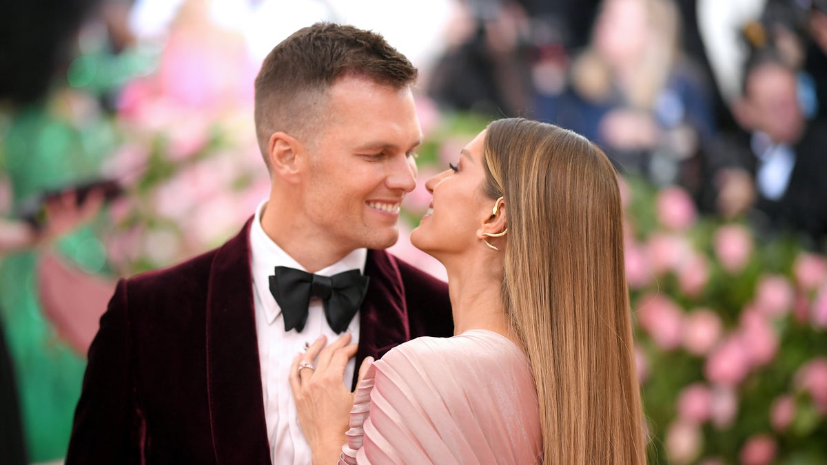 Tom Brady, Gisele Bündchen divorce mocked during Netflix comedy roast of retired quarterback