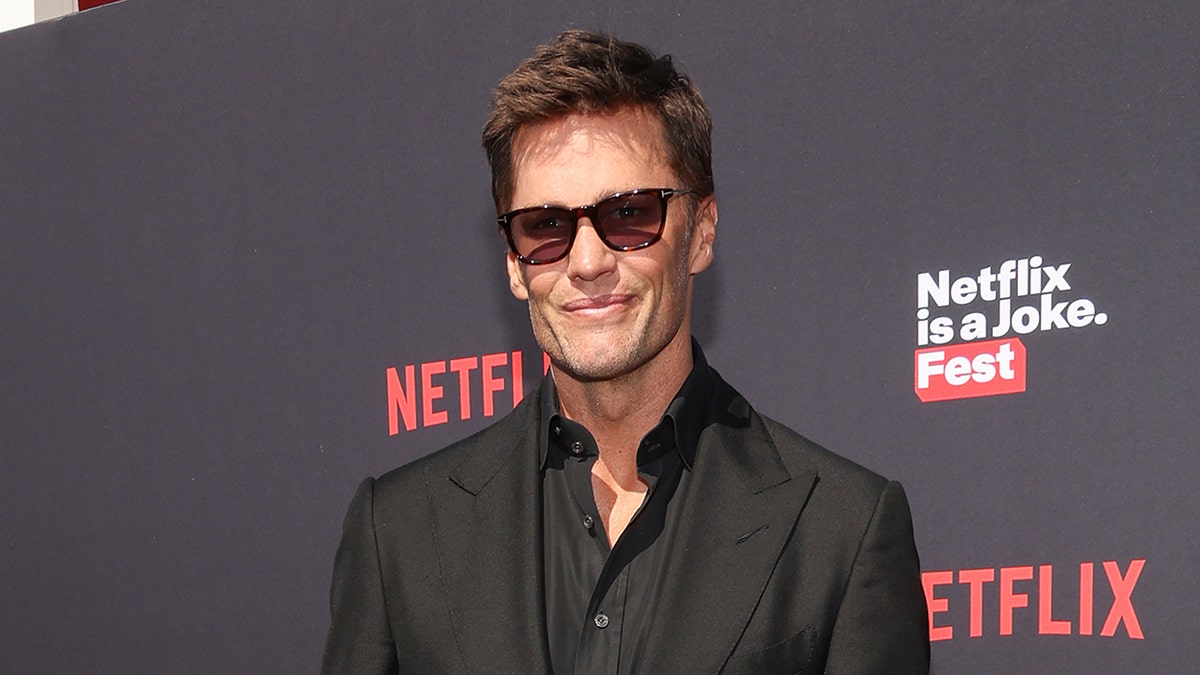 Tom Brady, Gisele Bündchen divorce mocked during Netflix comedy roast of retired quarterback