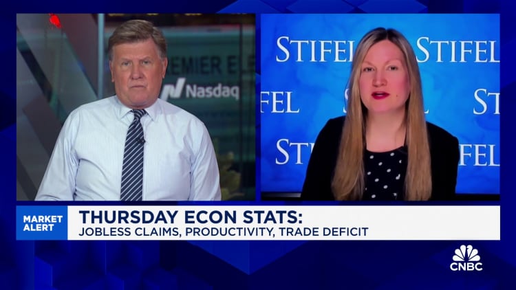 Americans can’t stop ‘spaving’ — here’s how to avoid this financial trap