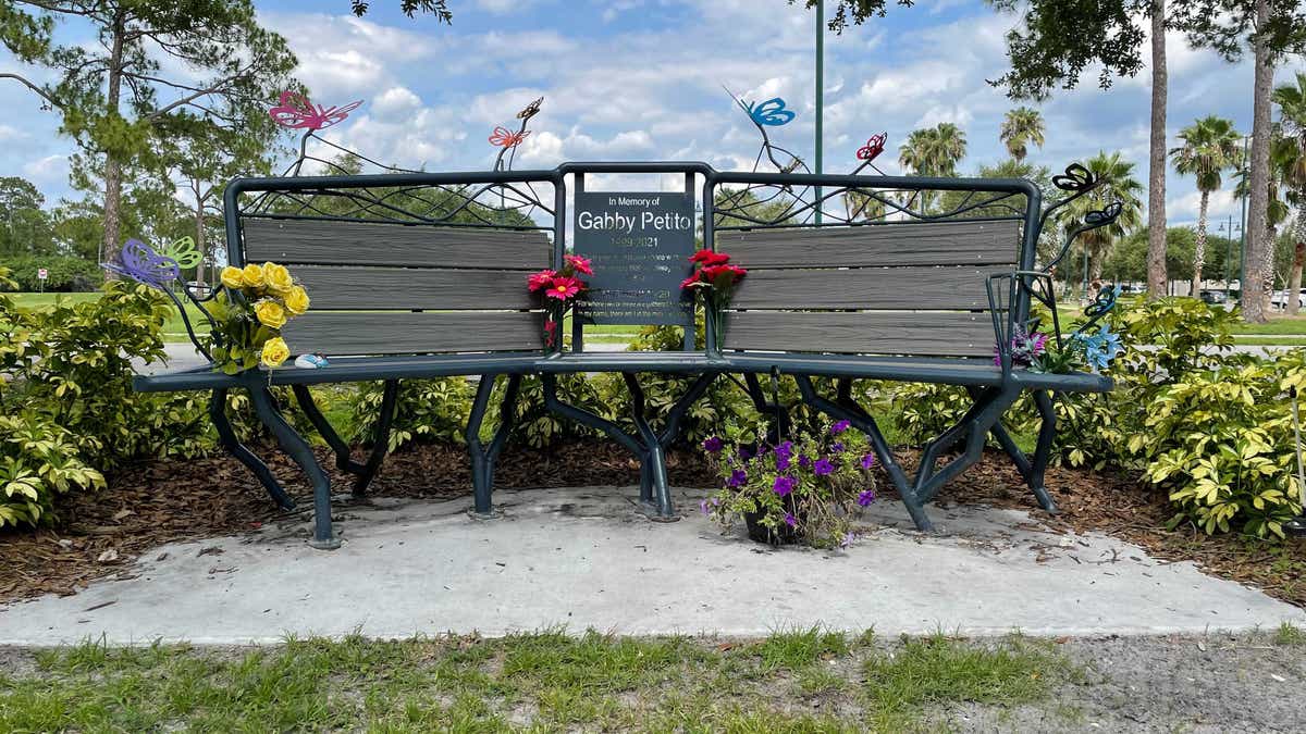Gabby Petito’s family sends message to Roberta Laundrie at CrimeCon