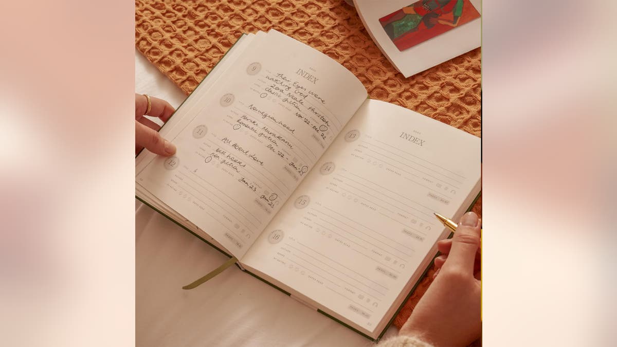 10 Father’s Day gifts for dads who read