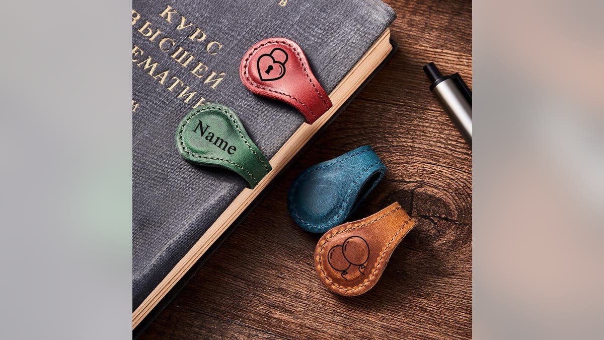 10 Father’s Day gifts for dads who read