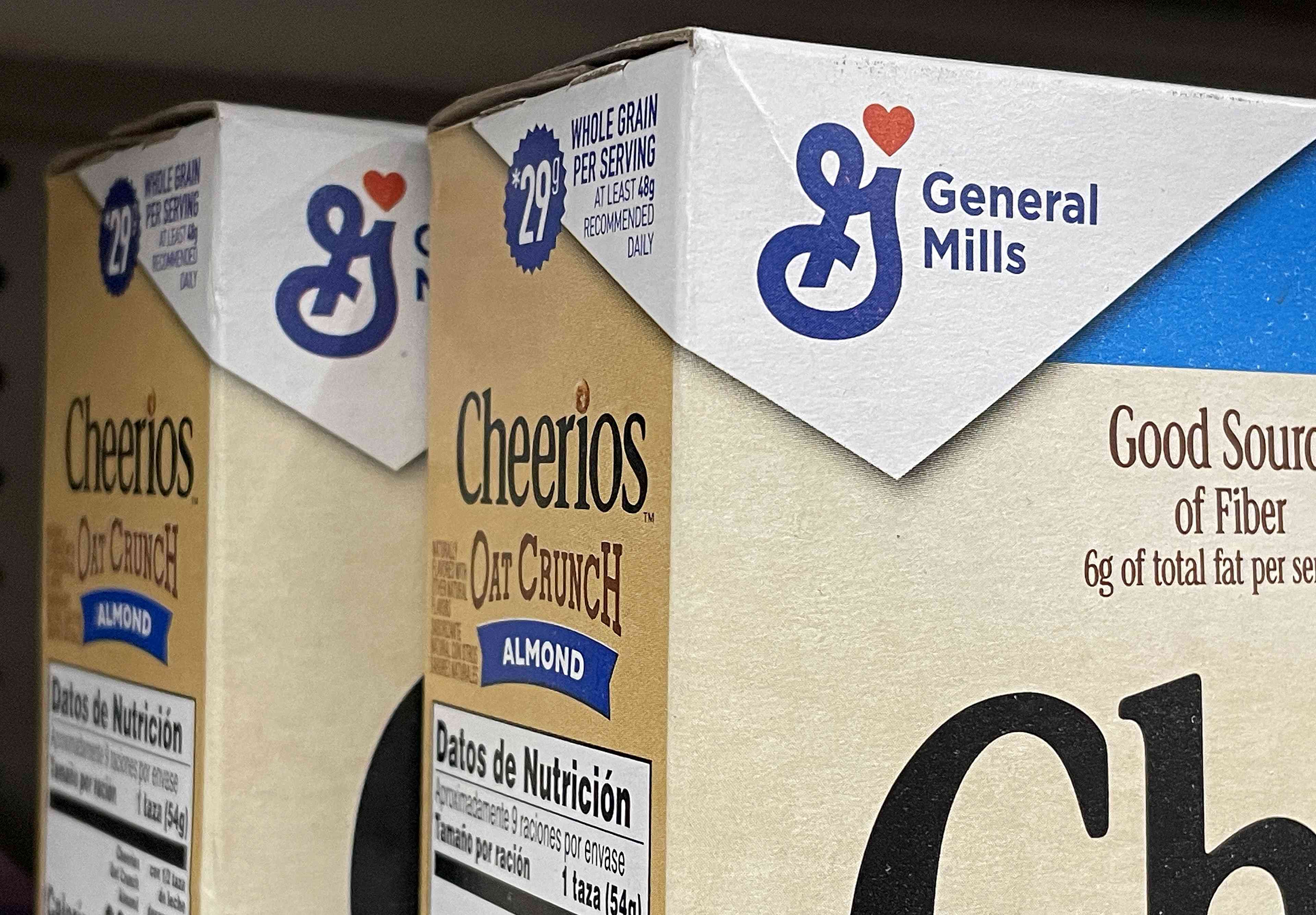 General Mills Slumps as Sales Drop Amid ‘Challenging Operating Environment’