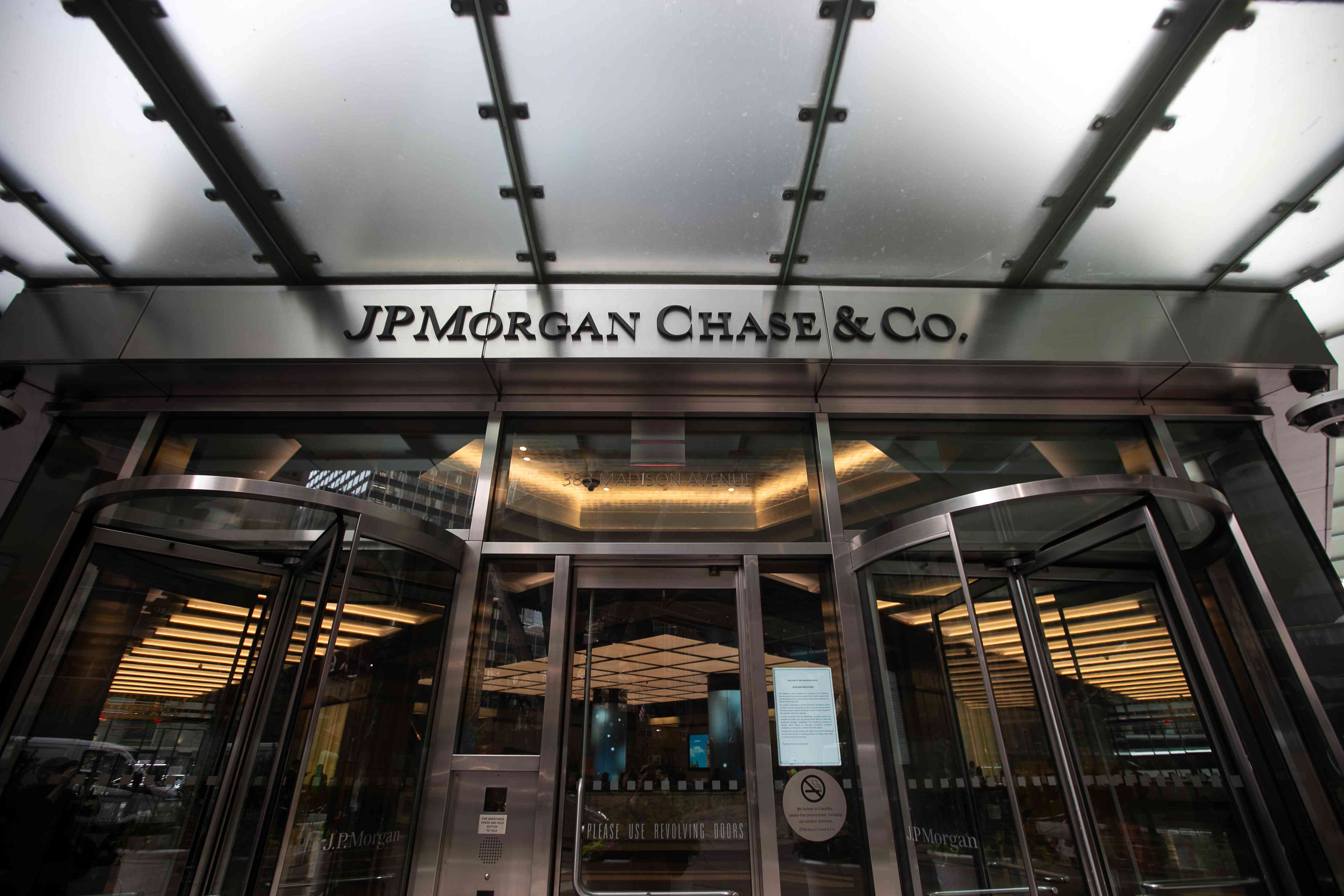 JPMorgan’s Earnings Beat Estimates in Q2 as Investment Banking Revenue Surges