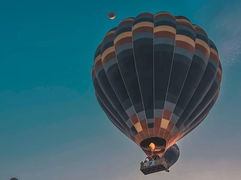 Bitcoin Cash (BCH) and PEPE-Affiliated Memecoin BRETT Lead Crypto Market Gains