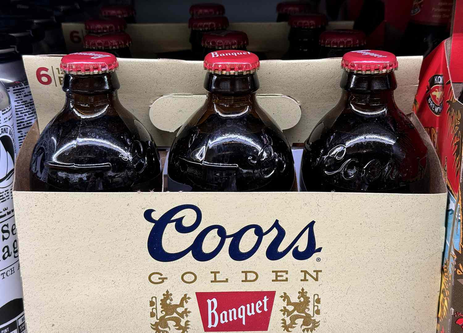 Beer Is Buzzing as Staples Shares Rise, Tech Stocks Droop