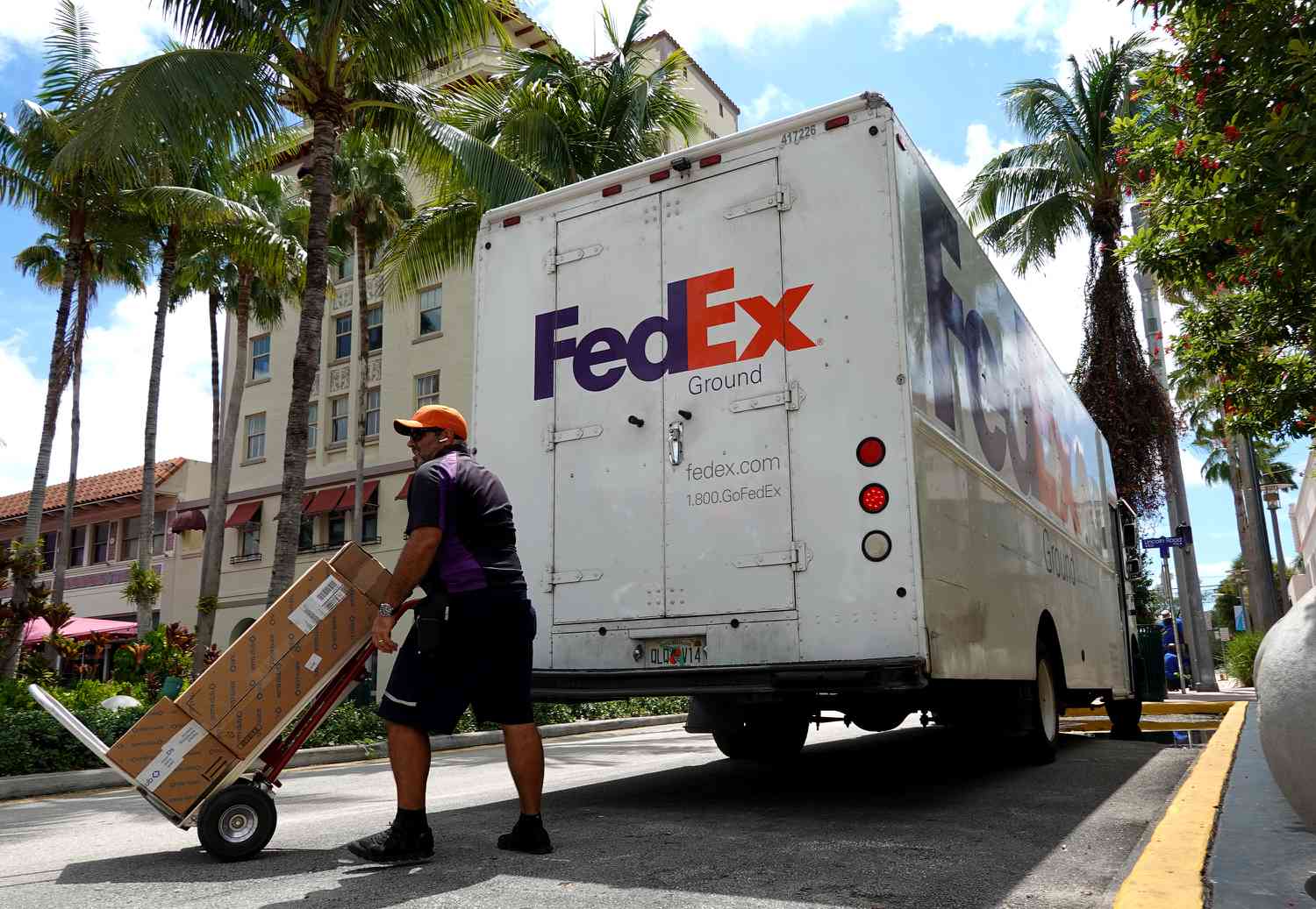 FedEx Stock Plunges as Earnings Fail To Deliver