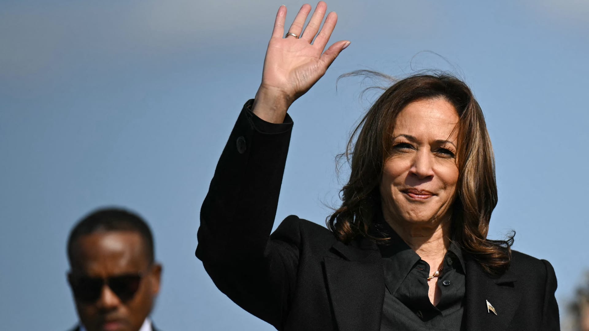 Bipartisan national security group endorses Harris over Trump