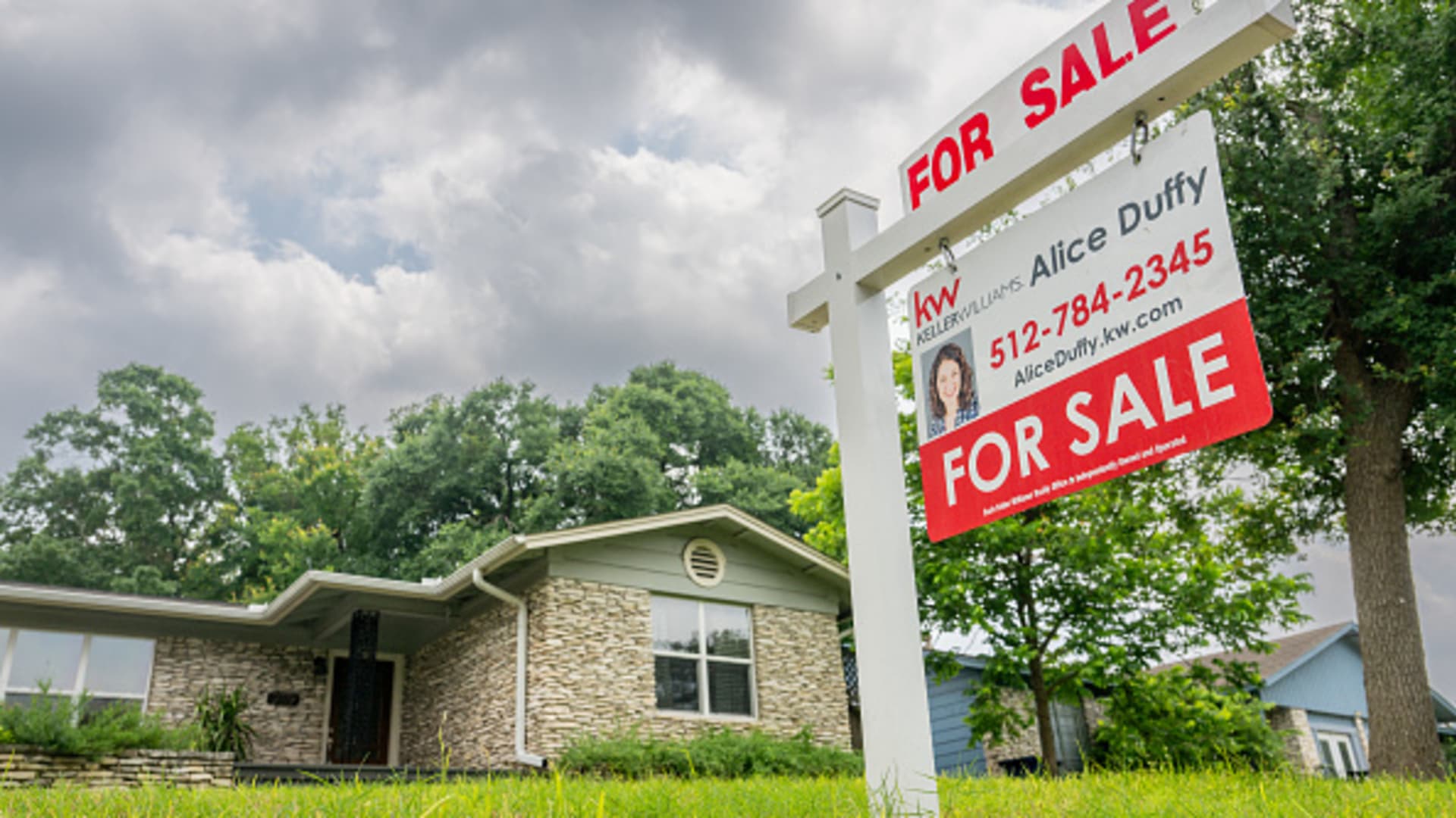 Mortgage rates spike after jobs report