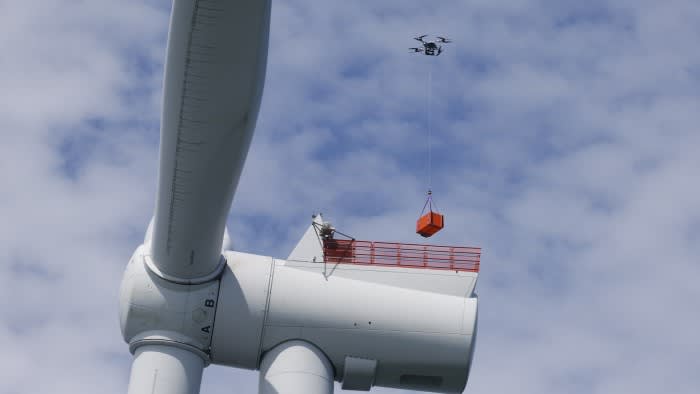 Norway’s Equinor takes 10% stake in renewables group Ørsted