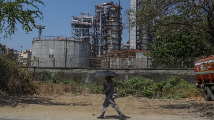 India in rush to boost oil production before energy transition