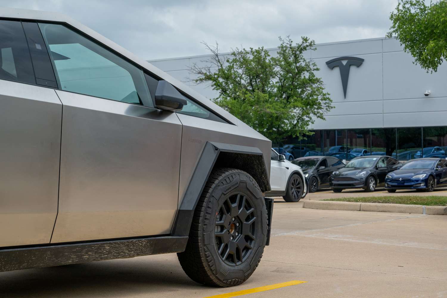 Tesla, Molina Healthcare, UPS, Honeywell, and More