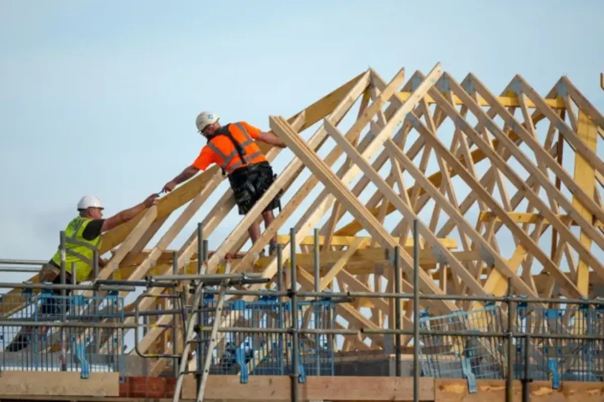 Lack of bids keeps 17,000 homes stuck in development purgatory