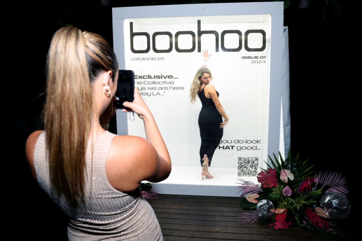Proxy adviser backs Boohoo vice chair in Mike Ashley row