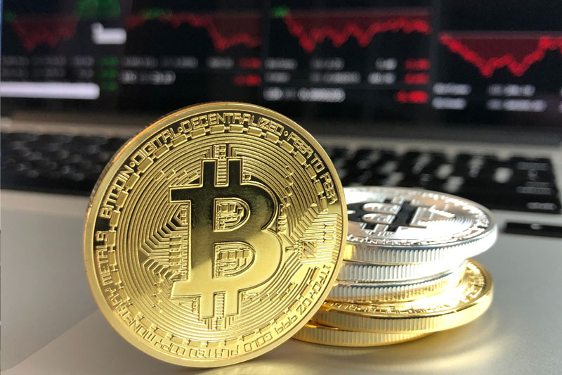 XRP Community Gets Important Warning on New Threat, BlackRock CEO Suggests Bitcoin Price Might Reach $700,000, Shiba Inu Burns Jump by 5,785%: Crypto News Digest by U.Today
