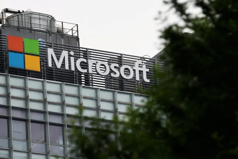 Friday's Biggest Analyst Calls: Nvidia, Apple, Tesla, Microsoft, Travelers, Netflix, Sherwin-williams & More