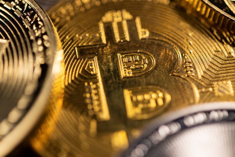 Bitcoin ETFs Come Green, Despite $567 Million Crypto Bloodbath