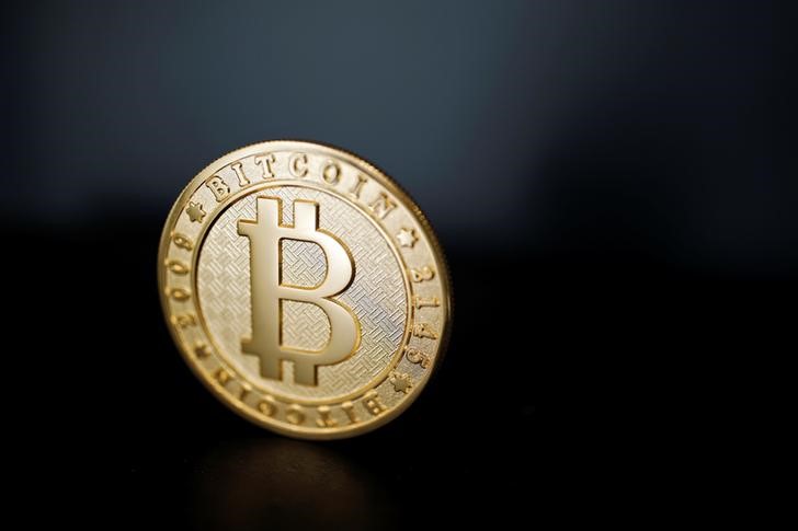Bitcoin Falls 10% In Bearish Trade